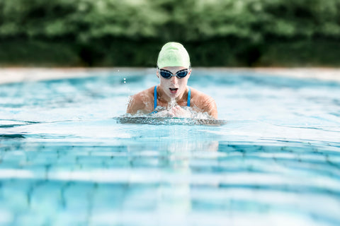 Benefici del nuoto per il mal di schiena